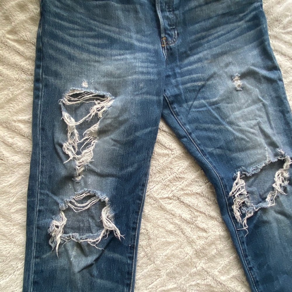 Distressed Gap jeans - Picture 2 of 6